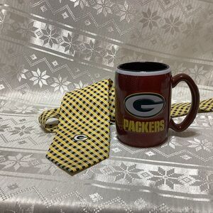NFL Green Bay Packers Tie and Mug